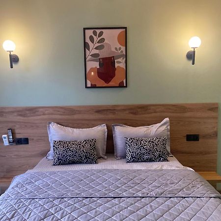 Hotel Graf T Tbilisi Esterno foto