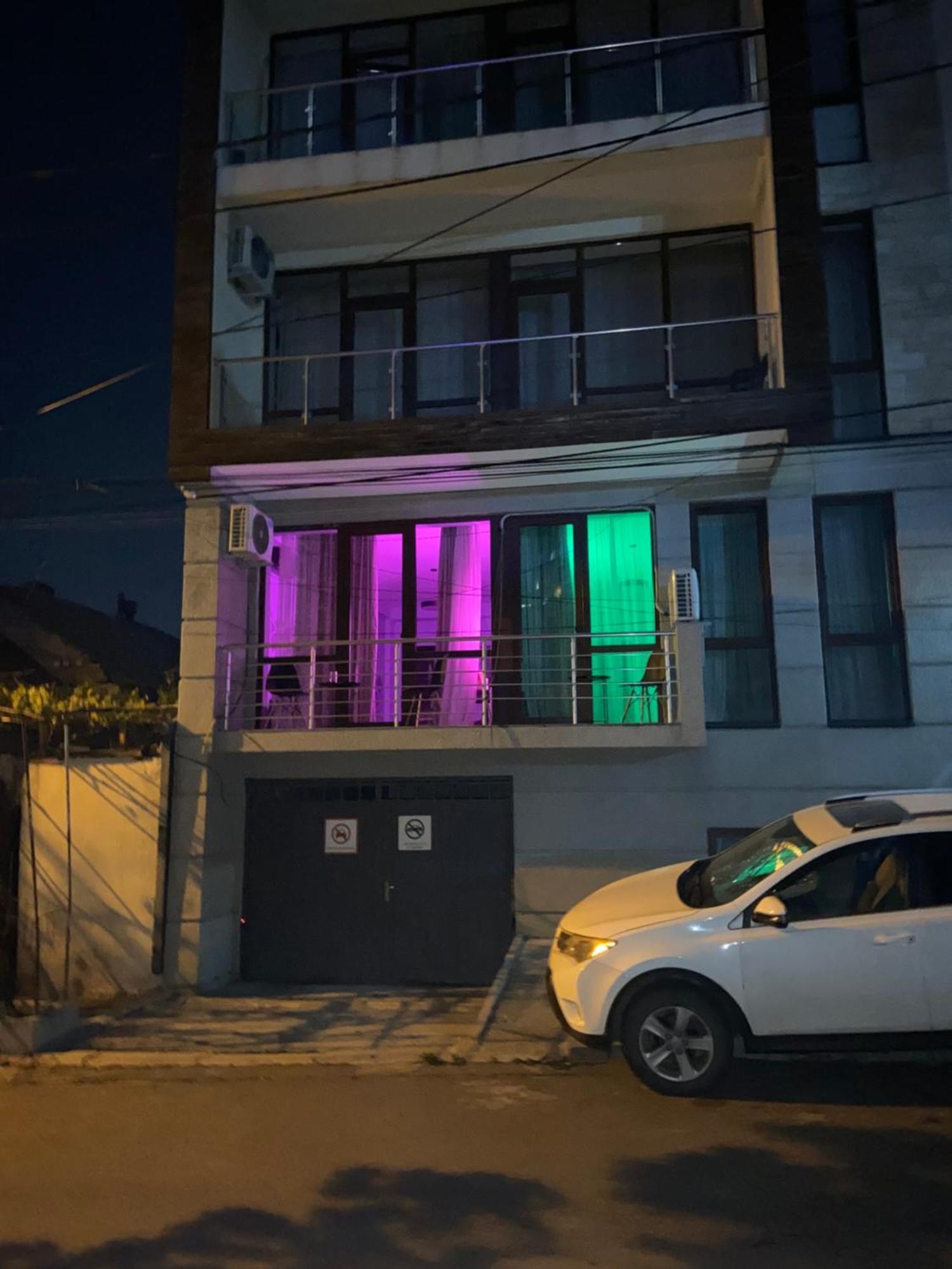 Hotel Graf T Tbilisi Esterno foto