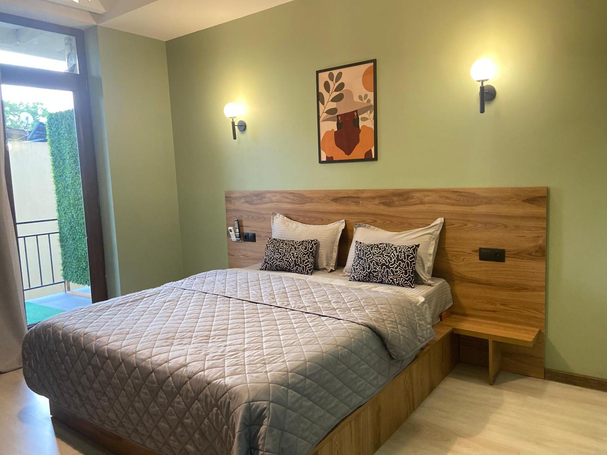 Hotel Graf T Tbilisi Esterno foto